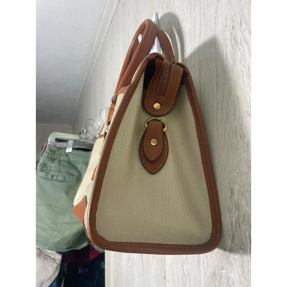 Dooney & Bourke Vintage Tan Pebble Leather Satchel Shoulder Bag VGC